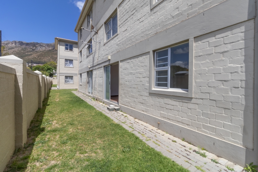 To Let 2 Bedroom Property for Rent in Anchorage Park Western Cape